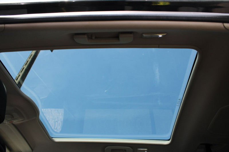 Photo 12 de l'offre de CITROEN GRAND C4 SPACETOURER BLUEHDI 120 S&S SHINE à 11990€ chez Bougel transactions