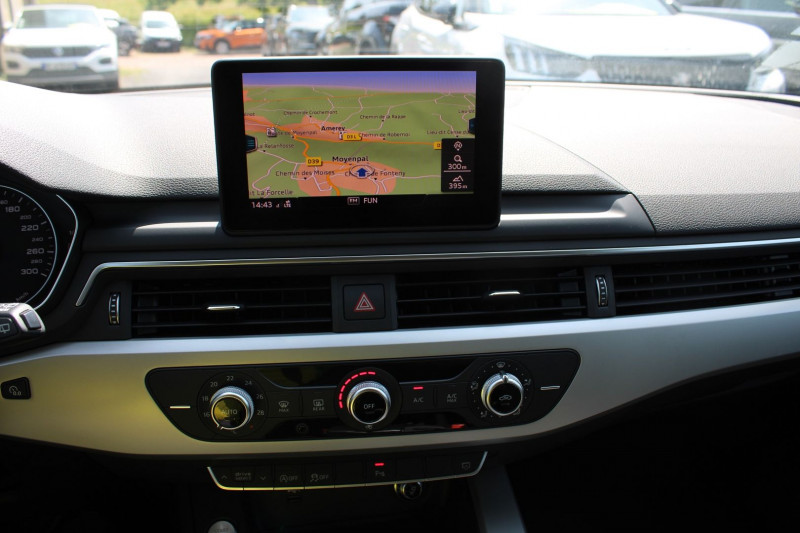 Photo 14 de l'offre de AUDI A4 AVANT 35 TDI 150CH BUSINESS LINE S TRONIC 7 EURO6D-T à 23990€ chez Bougel transactions