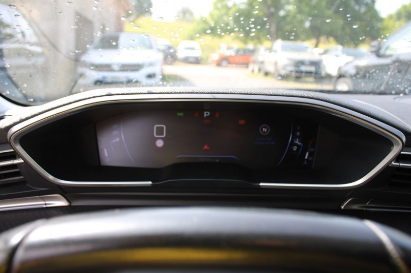 Photo 14 de l'offre de PEUGEOT 508 III BLUE HDI 130 CV ALLURE GPS 3D CAMÃRA USB JA 18 FULL LED I-COKPIT BOITE AUTO EAT8 à 14500€ chez Bougel transactions