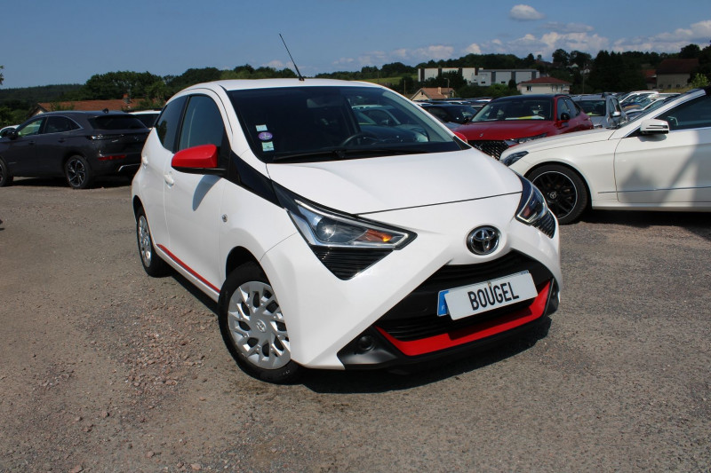 Toyota AYGO 1.0 VVT-I 72CH X-LOOK 5P MY21 Essence BLANC PUR Occasion à vendre