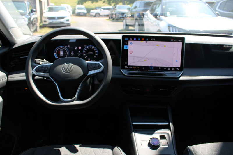 Photo 11 de l'offre de VOLKSWAGEN TIGUAN 5 LIFE + 2L TDI 150 CV GPS 3D CAMÃRA USB JA 18 ATTELAGE I-COKPIT BOITE AUTO DSG-7 à 37990€ chez Bougel transactions