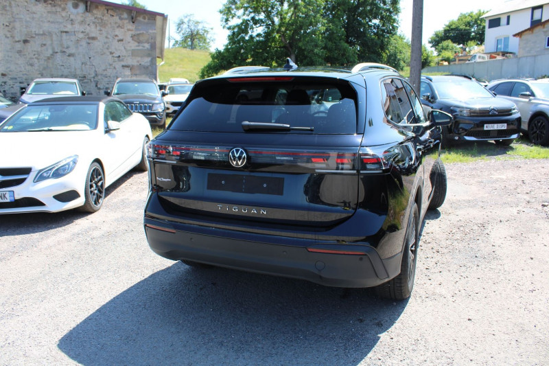 Photo 2 de l'offre de VOLKSWAGEN TIGUAN 5 LIFE + 2L TDI 150 CV GPS 3D CAMÃRA USB JA 18 ATTELAGE I-COKPIT BOITE AUTO DSG-7 à 37990€ chez Bougel transactions