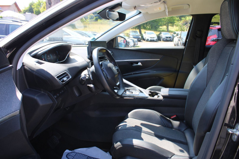 Photo 9 de l'offre de PEUGEOT 3008 PHASE 4 HYBRID 225 CV ALLURE BOITE AUTO EAT8 CAMÃRA GRAND GPS USB RÃGULATEUR  FULL LEDS à 18900€ chez Bougel transactions