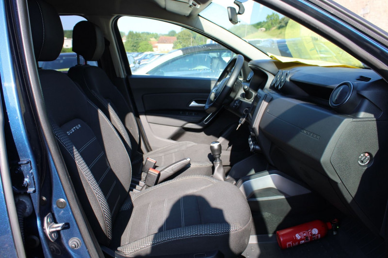 Photo 9 de l'offre de DACIA DUSTER III 1L3 TCE 130 CV PRESTIGE CAMÃRA GPS USB RÃGULATEUR BLUETOOTH ATTELAGE  BOITE 6V à 14800€ chez Bougel transactions