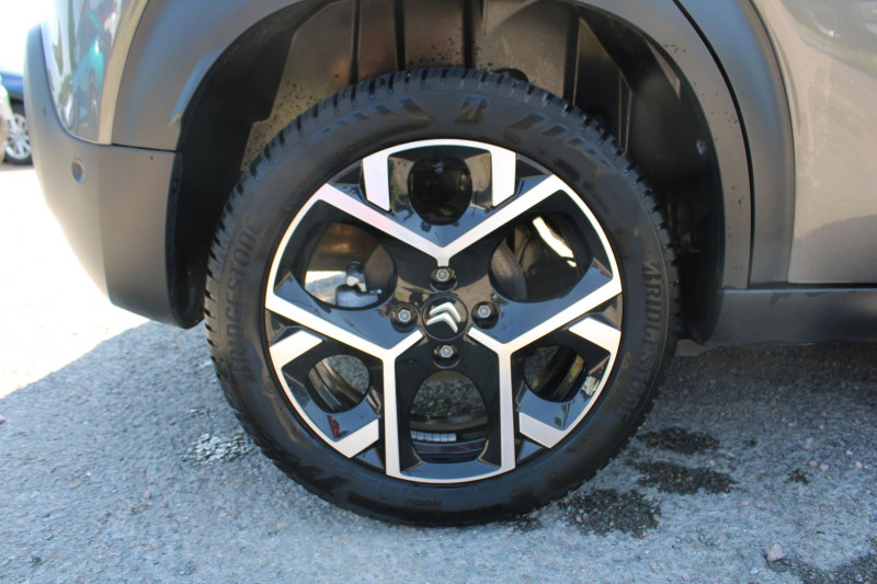 Photo 7 de l'offre de CITROEN C3 AIRCROSS II SHINE PACK 110 CV ESSENCE GPS 3D CAMÃRA JA 17 TOIT PANO USB FULL LED RÃGULATEUR à 17990€ chez Bougel transactions