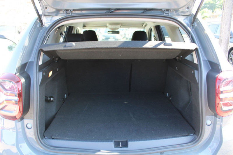 Photo 6 de l'offre de DACIA DUSTER 5 EXTREME BLUE DCI 115 CV 4X4 GPS 3D CAMÃRA FULL LED JA 17 USB PK HIVER RÃGULATEUR à 23990€ chez Bougel transactions
