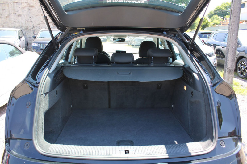 Photo 6 de l'offre de AUDI Q3 AMBITION 2L TDI 150 CV "QUATTRO" GPS FULL LED JA 17 RADAR BLUETOOTH RÃGULATEUR à 16990€ chez Bougel transactions