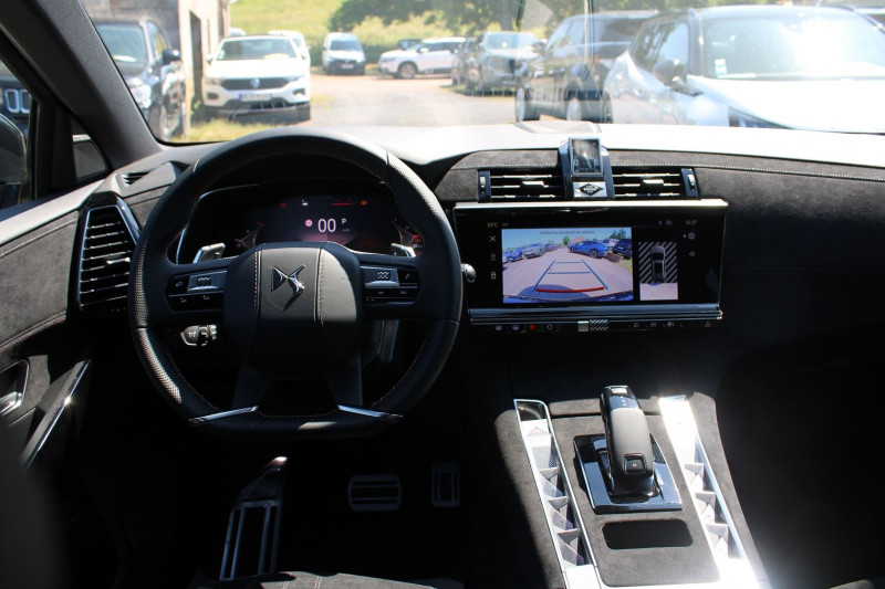 Photo 11 de l'offre de DS DS 7 CROSSBACK II PALLAS BLUE HDI 130 CV GPS 3D CAMÃRA RE JA 19 FULL LED I-COKPIT BOITE AUTO EAT-8 à 36500€ chez Bougel transactions