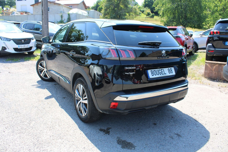 Photo 3 de l'offre de PEUGEOT 3008 PHASE 4 HYBRID 225 CV ALLURE BOITE AUTO EAT8 CAMÃRA GRAND GPS USB RÃGULATEUR  FULL LEDS à 18900€ chez Bougel transactions