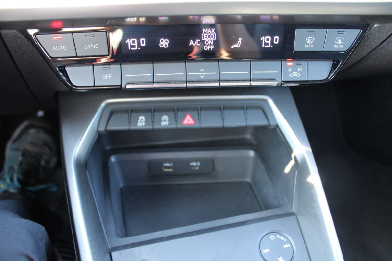 Photo 12 de l'offre de AUDI A3 SPORTBACK 30 TDI 116CH BUSINESS LINE RADARDS GPS REGULATEUR LIMITEUR........... à 24500€ chez Bougel transactions