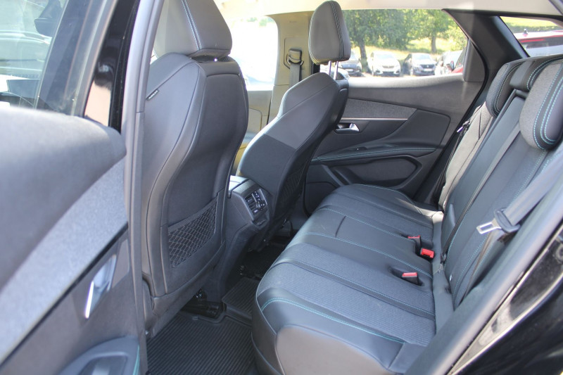 Photo 10 de l'offre de PEUGEOT 3008 PHASE 4 HYBRID 225 CV ALLURE BOITE AUTO EAT8 CAMÃRA GRAND GPS USB RÃGULATEUR  FULL LEDS à 18900€ chez Bougel transactions