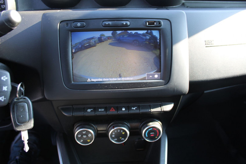Photo 14 de l'offre de DACIA DUSTER III 1L3 TCE 130 CV PRESTIGE CAMÃRA GPS USB RÃGULATEUR BLUETOOTH ATTELAGE  BOITE 6V à 14800€ chez Bougel transactions