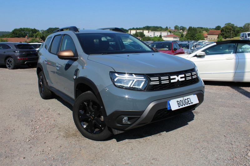 Dacia DUSTER 5 EXTREME BLUE DCI 115 CV 4X4 GPS 3D CAMÃRA FULL LED JA 17 USB PK HIVER RÃGULATEUR Diesel GRIS URBAN Occasion à vendre