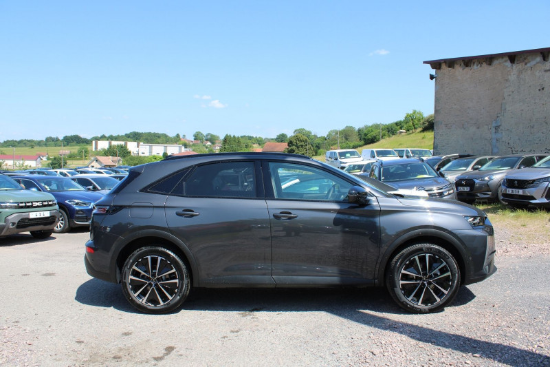 Photo 5 de l'offre de DS DS 7 CROSSBACK II PALLAS BLUE HDI 130 CV GPS 3D CAMÃRA RE JA 19 FULL LED I-COKPIT BOITE AUTO EAT-8 à 36500€ chez Bougel transactions