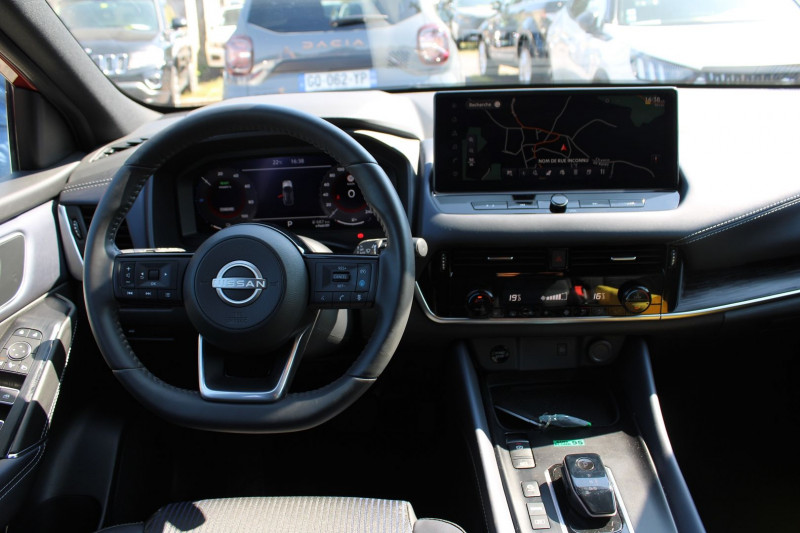 Photo 11 de l'offre de NISSAN QASHQAI 5 E-POWER 190 CV TEKNA CAMÃRA 360 CUIR GRAND GPS 3D RÃGULATEUR PARK ASSIST ESP ABS à 29990€ chez Bougel transactions
