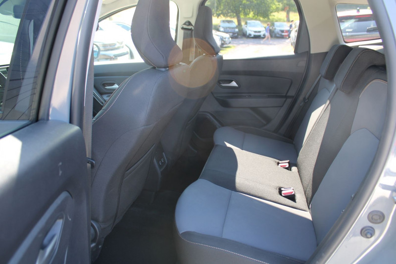 Photo 11 de l'offre de DACIA DUSTER 5 EXTREME BLUE DCI 115 CV 4X4 GPS 3D CAMÃRA FULL LED JA 17 USB PK HIVER RÃGULATEUR à 23990€ chez Bougel transactions