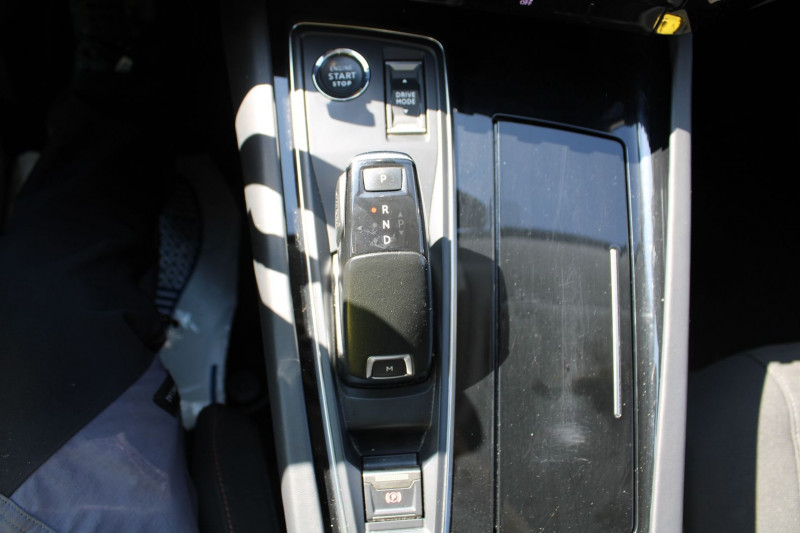 Photo 15 de l'offre de PEUGEOT 508 III SW 1L5 BLUEHDI 130 EAT8 BOITE AUTO PALETTE CAMÃRA GPS 3D USB LEDS RÃGULATEUR  ABS à 13800€ chez Bougel transactions