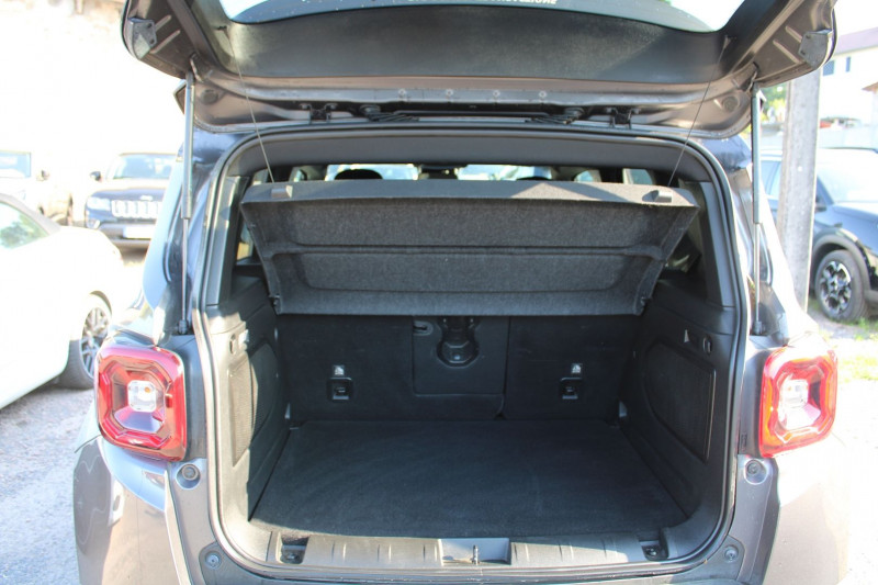 Photo 6 de l'offre de JEEP RENEGADE 80TH ANNIVERSARY JTD 130 CV GPS 3D CAMÃRA USB JA 18 ATTELAGE FULL LED RÃGULATEUR à 19990€ chez Bougel transactions