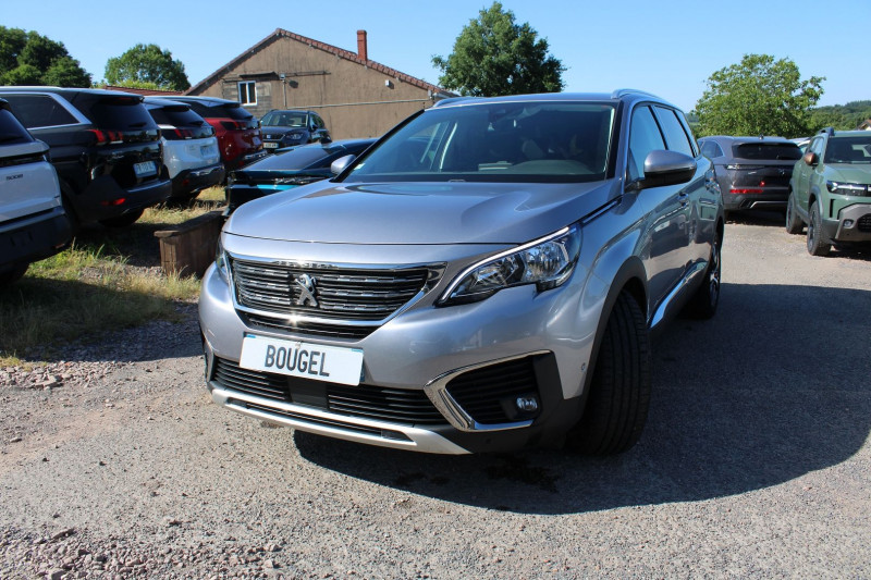 Photo 4 de l'offre de PEUGEOT 5008 III BLUE HDI 130 CV ALLURE "7 PLACES" GPS 3D CAMÃRA RE USB JA 18 I-COKPIT RÃGULATEUR à 20500€ chez Bougel transactions