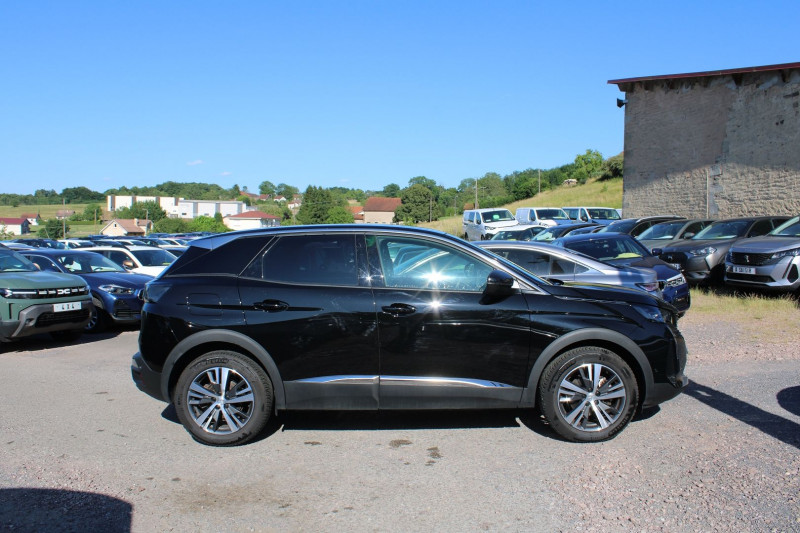Photo 5 de l'offre de PEUGEOT 3008 PHASE 4 ALLURE PACK 130 CV GPS 3D CAMÃRA USB FULL LED RE JA 18 I-COKPIT BOITE AUTO EAT-8 à 27990€ chez Bougel transactions