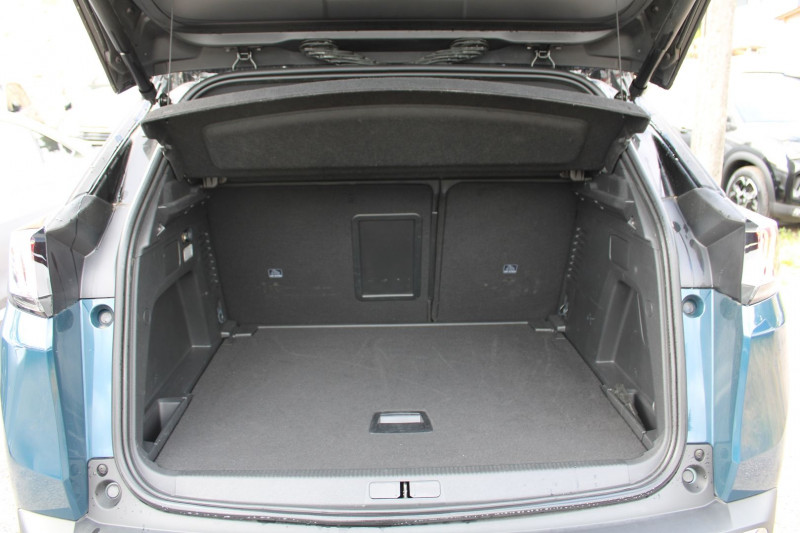 Photo 6 de l'offre de PEUGEOT 3008 PHASE 4 HYBRID 136 CV ALLURE EAT8 BOITE AUTO BICOLOR CAMÃRA 180 ABS FULL LEDS  JANTES 18 à 25900€ chez Bougel transactions