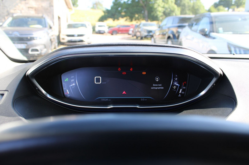Photo 12 de l'offre de PEUGEOT 5008 III BLUE HDI 130 CV ALLURE "7 PLACES" GPS 3D CAMÃRA RE USB JA 18 I-COKPIT RÃGULATEUR à 20500€ chez Bougel transactions