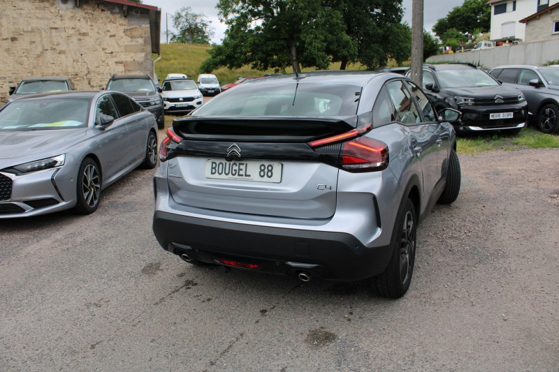 Photo 2 de l'offre de CITROEN C4 PHASE 4 FEEL 130 CV PACK GPS 3D CAMÃRA JA 18 FULL LED ATTELAGE I-COKPIT BOITE AUTO EAT-8 à 18500€ chez Bougel transactions