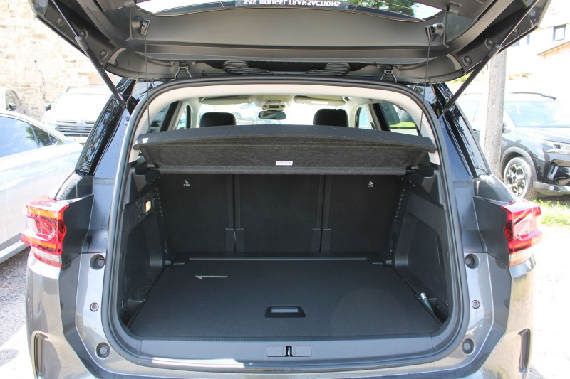 Photo 6 de l'offre de CITROEN C5 AIRCROSS II MAX BLUE EAT8 DIESEL 130 BOITE AUTO CAMÃRA 180 GRAND GPS 3D FULL LEDS MI CUIR à 30900€ chez Bougel transactions