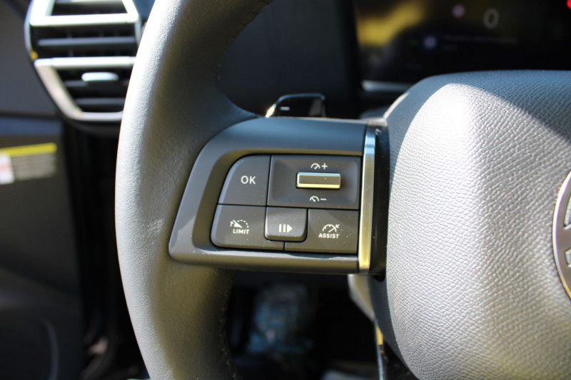 Photo 10 de l'offre de CITROEN C4 PHASE 5 PLUS HYBRID 145 EAT8 CAMÃRA 180 GPS LINK RÃGULATEUR BLUETOOTH USB LEDS CLIM AUTO à 24500€ chez Bougel transactions