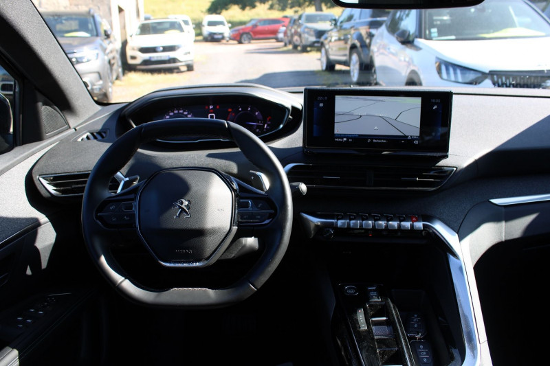 Photo 10 de l'offre de PEUGEOT 3008 PHASE 4 ALLURE PACK 130 CV GPS 3D CAMÃRA USB FULL LED RE JA 18 I-COKPIT BOITE AUTO EAT-8 à 27990€ chez Bougel transactions