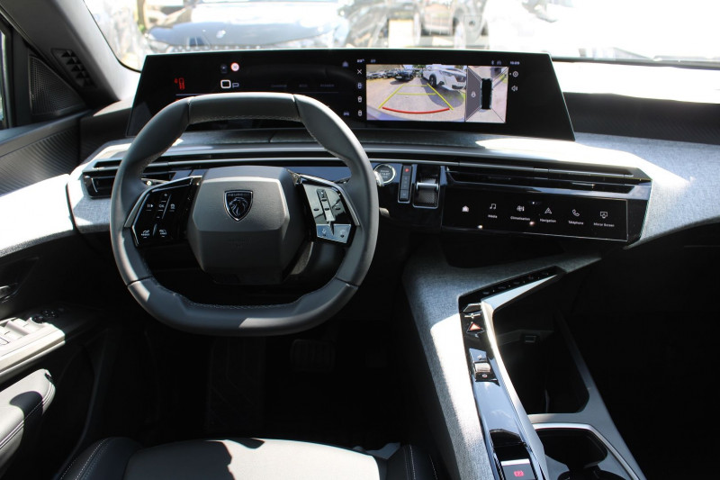 Photo 11 de l'offre de PEUGEOT 5008 PHASE 5 ALLURE 145 CV HYBRIDE GPS 3D CAMÃRA USB JA 19 I-COKPIT FULL LED BOITE AUTO DSC-6 à 34990€ chez Bougel transactions