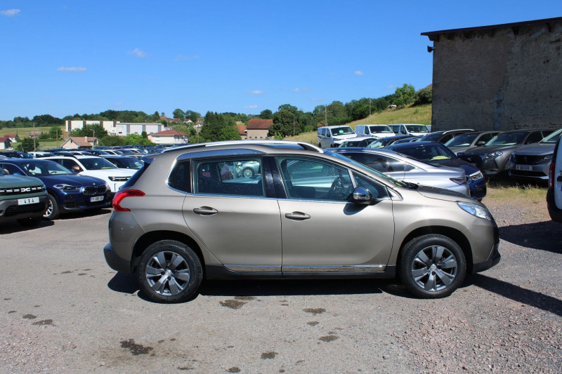 Photo 5 de l'offre de PEUGEOT 2008 ALLURE 1L6 HDI 100 CV GPS 3D CLIM AUDIO MP3 USB JA 16 RADAR BLUETOOTH RÃGULATEUR à 10500€ chez Bougel transactions