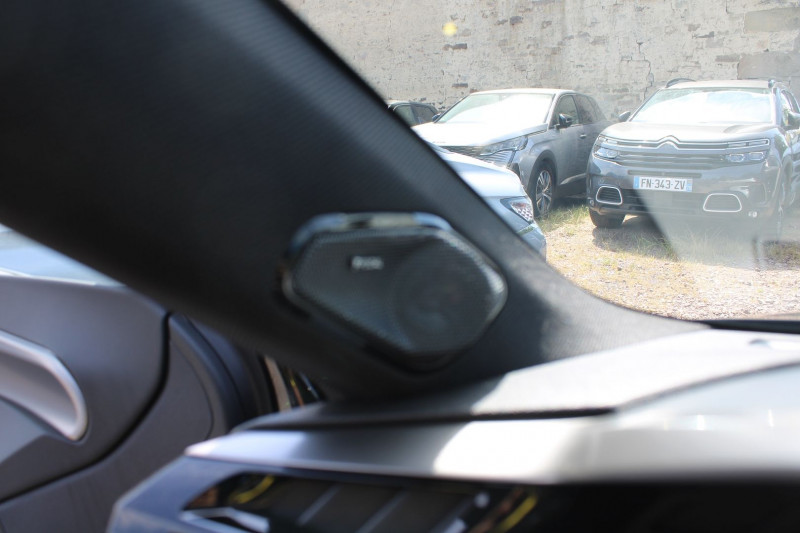 Photo 19 de l'offre de PEUGEOT 308 PHASE 4 GT HDI 130 CV GPS 3D CAMÃRA FOCAL USB JA 18 TOIT PANO I-COKPIT BOITE AUTO EAT-8 à 31500€ chez Bougel transactions