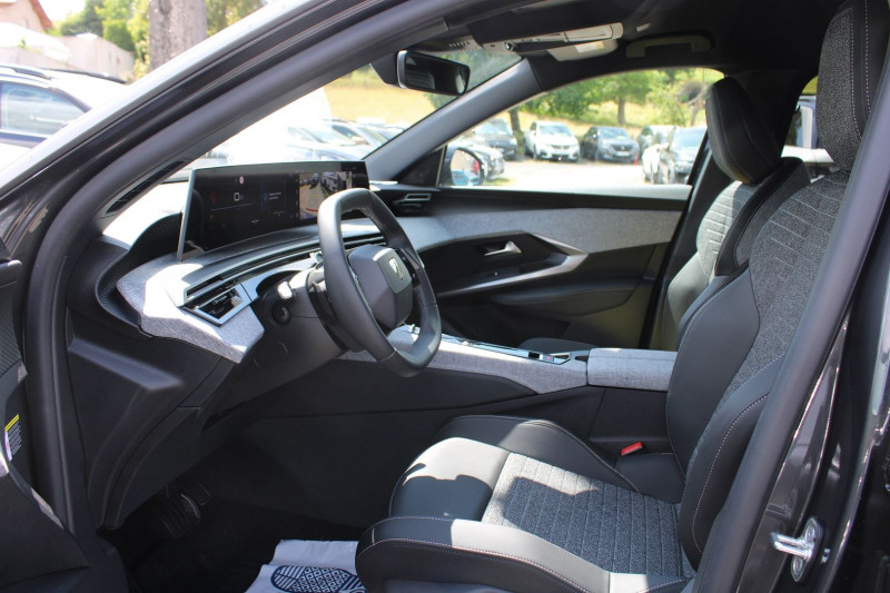 Photo 8 de l'offre de PEUGEOT 5008 PHASE 5 ALLURE 145 CV HYBRIDE GPS 3D CAMÃRA USB JA 19 I-COKPIT FULL LED BOITE AUTO DSC-6 à 34990€ chez Bougel transactions