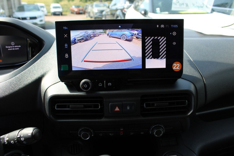 Photo 10 de l'offre de PEUGEOT PARTNER 4 AFFAIRE BLUE HDI 100 CV "3 PLACES" USB GPS 3D CAMÃRA RE BLUETOOTH TVA=18750 E HT à 22500€ chez Bougel transactions