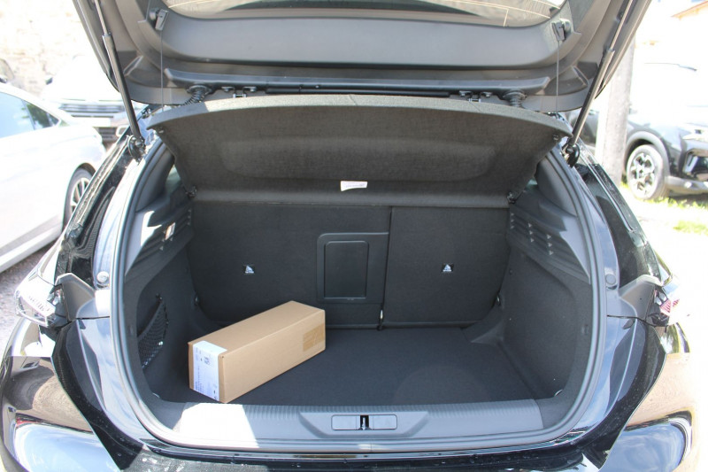 Photo 6 de l'offre de PEUGEOT 308 PHASE 4 GT HDI 130 CV GPS 3D CAMÃRA FOCAL USB JA 18 TOIT PANO I-COKPIT BOITE AUTO EAT-8 à 31500€ chez Bougel transactions