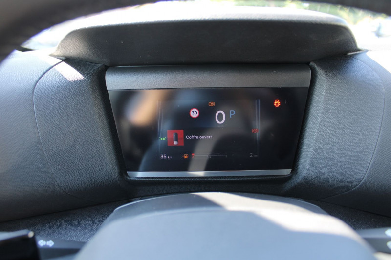 Photo 15 de l'offre de CITROEN C4 PHASE 5 PLUS HYBRID 145 EAT8 CAMÃRA 180 GPS LINK RÃGULATEUR BLUETOOTH USB LEDS CLIM AUTO à 24800€ chez Bougel transactions