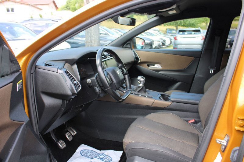 Photo 8 de l'offre de DS DS 7 CROSSBACK BLUE HDI 130 CV SO CHIC GPS ANDROID ATTELAGE JA 18 I-COKPIT XÃNON+LED RÃGULATEUR à 18500€ chez Bougel transactions