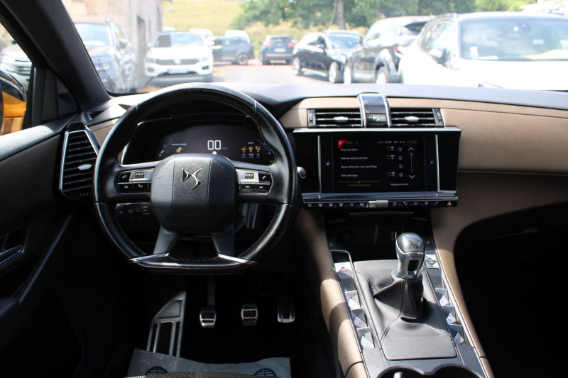 Photo 10 de l'offre de DS DS 7 CROSSBACK BLUE HDI 130 CV SO CHIC GPS ANDROID ATTELAGE JA 18 I-COKPIT XÃNON+LED RÃGULATEUR à 18500€ chez Bougel transactions