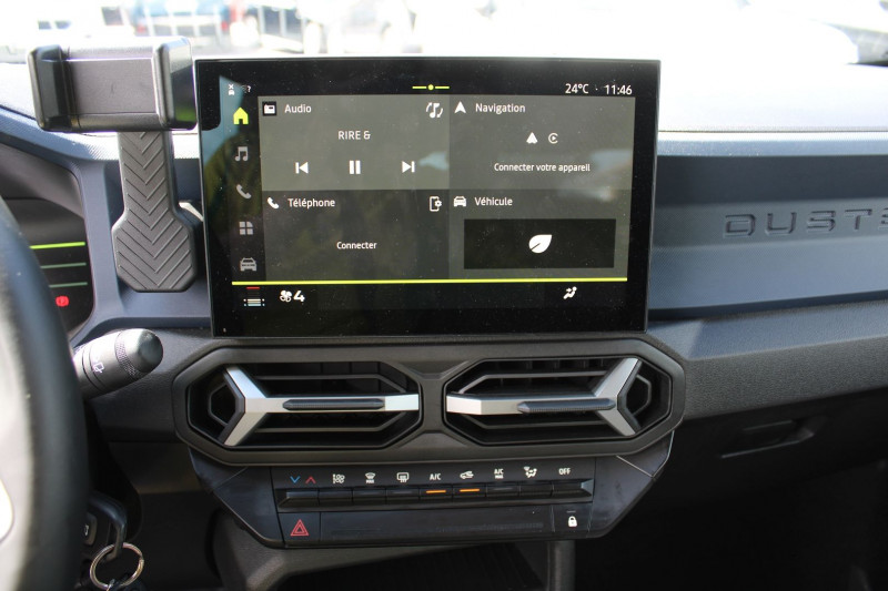 Photo 13 de l'offre de DACIA DUSTER VI TCE MILD HYBRID 130 CV EXPRESSION GPS CARPLAY JA 17 ATTELAGE FULL LED RÃGULATEUR à 23990€ chez Bougel transactions