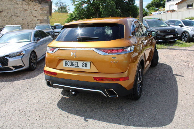 Photo 2 de l'offre de DS DS 7 CROSSBACK BLUE HDI 130 CV SO CHIC GPS ANDROID ATTELAGE JA 18 I-COKPIT XÃNON+LED RÃGULATEUR à 18500€ chez Bougel transactions