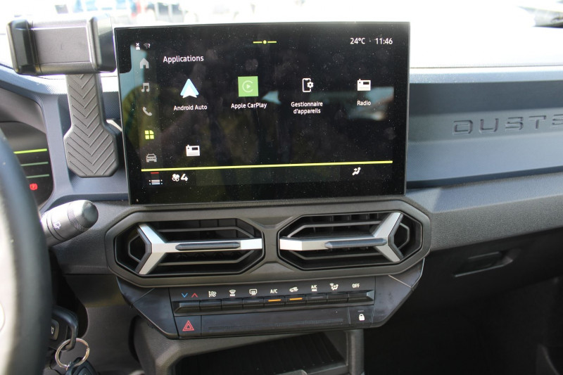 Photo 15 de l'offre de DACIA DUSTER VI TCE MILD HYBRID 130 CV EXPRESSION GPS CARPLAY JA 17 ATTELAGE FULL LED RÃGULATEUR à 23990€ chez Bougel transactions