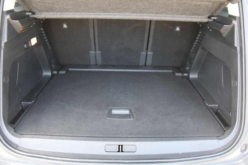 Photo 11 de l'offre de CITROEN C5 AIRCROSS SHINE EAT8 BOITE AUTO BLUEHDI 130CV CAMÃRA TOIT OUVRANT CUIR FULL LEDS GRAND GPS à 17800€ chez Bougel transactions