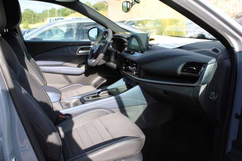 Photo 9 de l'offre de NISSAN QASHQAI 5 E-POWER 190 CV TEKNA CAMÃRA 360 CUIR GRAND GPS 3D RÃGULATEUR PARK ASSIST ESP ABS à 29990€ chez Bougel transactions