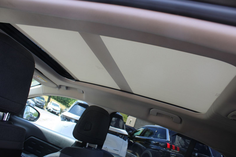 Photo 8 de l'offre de CITROEN C5 AIRCROSS SHINE EAT8 BOITE AUTO BLUEHDI 130CV CAMÃRA TOIT OUVRANT CUIR FULL LEDS GRAND GPS à 17800€ chez Bougel transactions