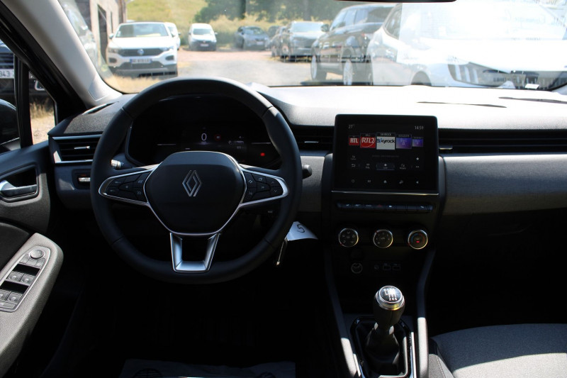 Photo 9 de l'offre de RENAULT CLIO VI TCE 90 CV EVOLUTION GPS CARPLAY CAMÃRA FULL LED RE I-COKPIT BLUETOOTH RÃGULATEUR à 18500€ chez Bougel transactions