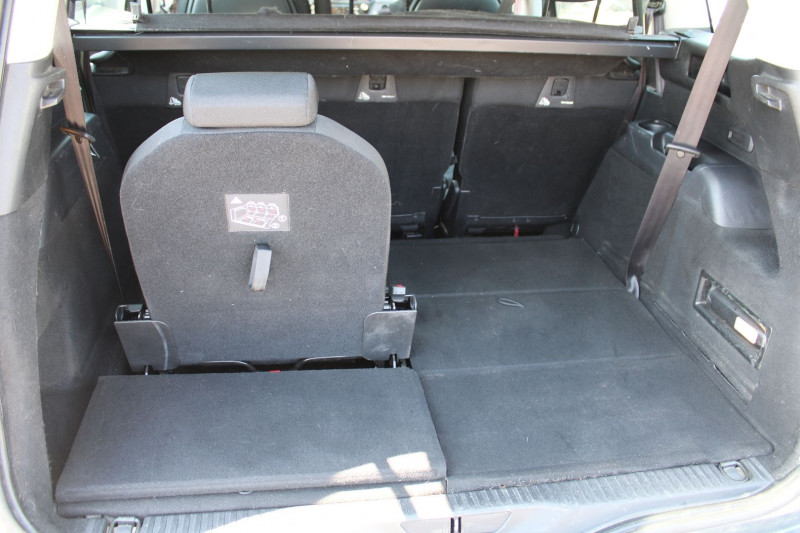 Photo 9 de l'offre de CITROEN GRAND C4 PICASSO II BLUEHDI 120CH BUSINESS + GPS 3D CAMÃRA RE USB JA 16 RÃGALUTEUR BOITE AUTO ETA-6 à 13500€ chez Bougel transactions