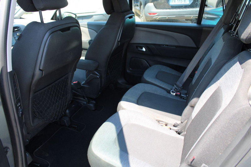 Photo 6 de l'offre de CITROEN GRAND C4 PICASSO II BLUEHDI 120CH BUSINESS + GPS 3D CAMÃRA RE USB JA 16 RÃGALUTEUR BOITE AUTO ETA-6 à 13500€ chez Bougel transactions