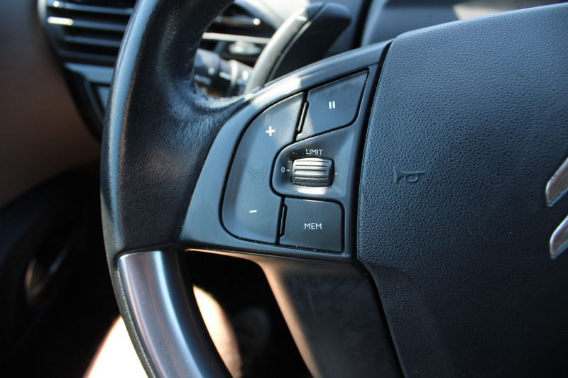 Photo 18 de l'offre de CITROEN GRAND C4 PICASSO II BLUEHDI 120CH BUSINESS + GPS 3D CAMÃRA RE USB JA 16 RÃGALUTEUR BOITE AUTO ETA-6 à 13500€ chez Bougel transactions