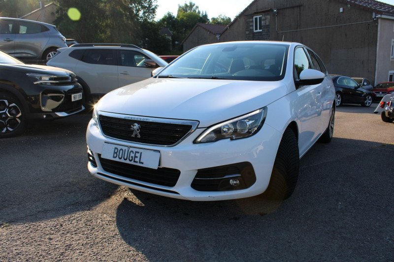 Photo 4 de l'offre de PEUGEOT 308 III SW ACTIVE 110 CV ESSENCE CLIM GPS 3D AUDIO MP3 USB JA 17 RADAR BLUETOOTH RÃGULATEUR à 10990€ chez Bougel transactions